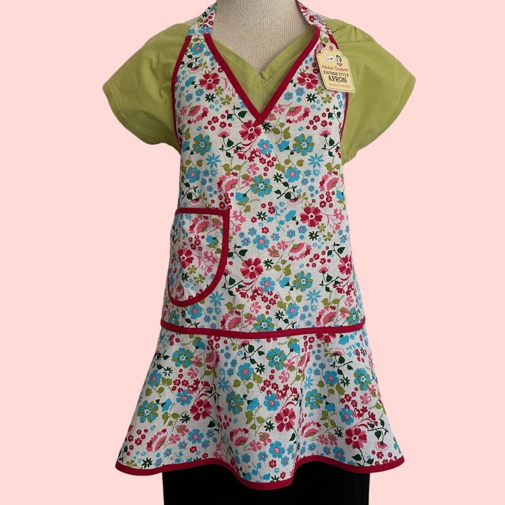 NWT Cupcakes & Cartwheels Kitchen Couture Retro Cotton Full Apron Floral Print